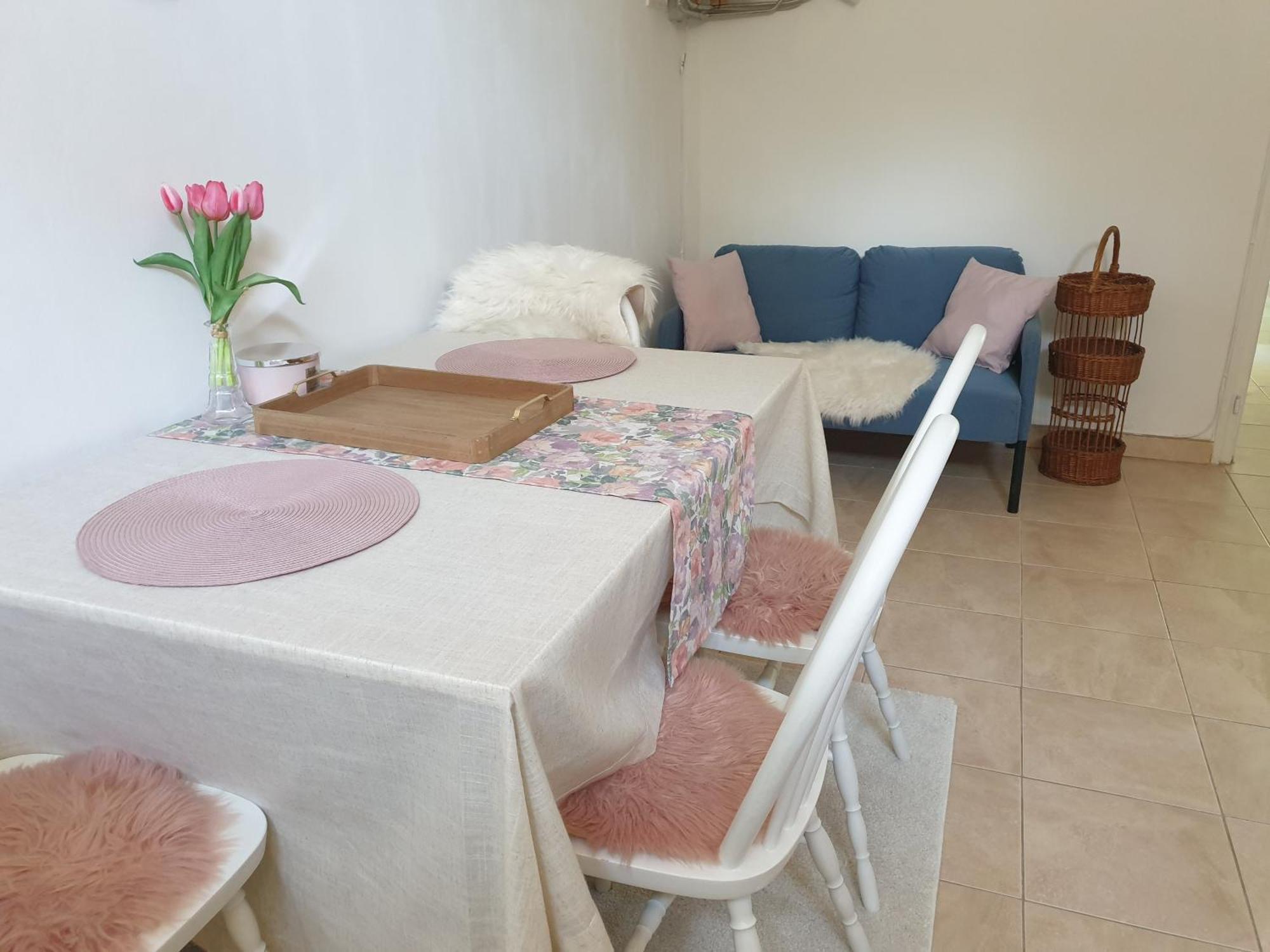 Simay Apartment *